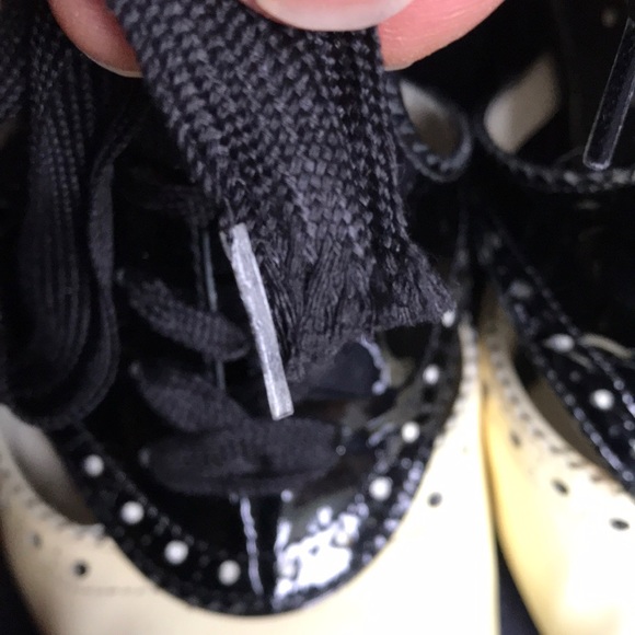 RARE YSL spectator pumps - Picture 8 of 8